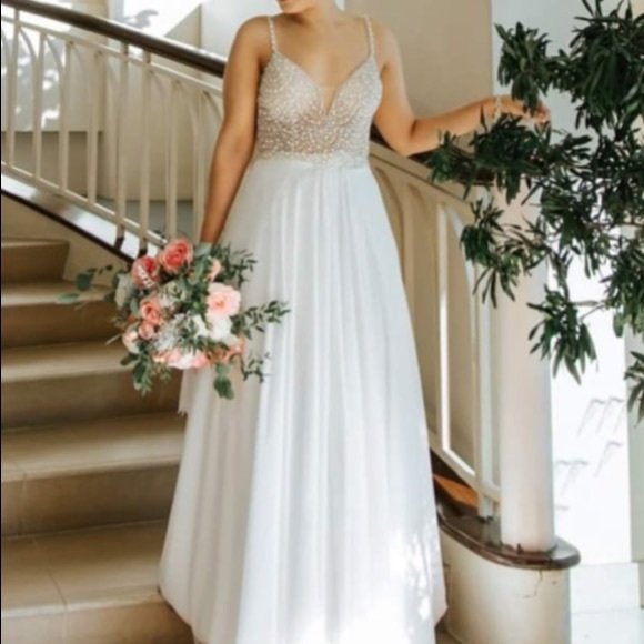 💙 True Love White Beaded Rhinestone Maxi Dress - Picture 16 of 16